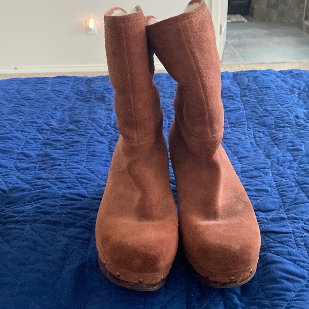 Ugg fold over booties